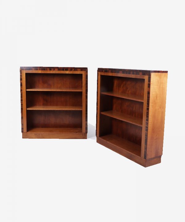 Pair of Art Deco open bookcases in Walnut and Macassar Ebony