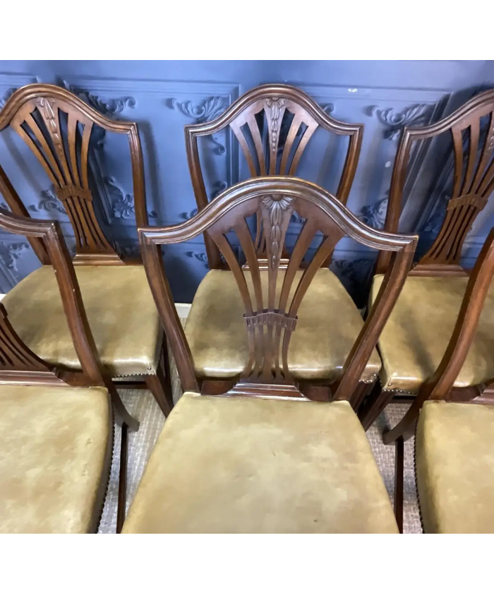 Set of Ten Hepplewhite Style Mahogany Dining Chairs Ref 952