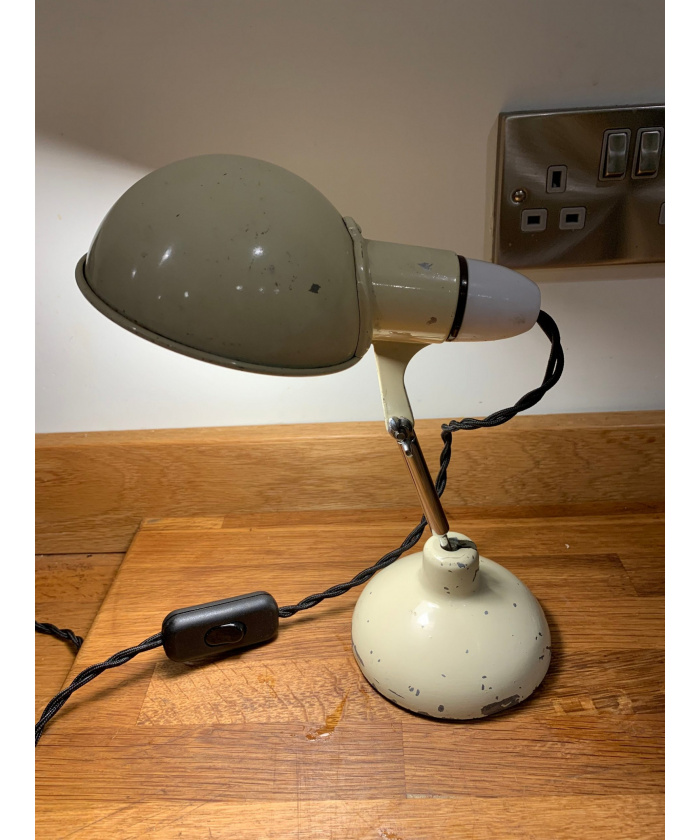 Mid Century Metek Folding Travel/Desk/Bedside Lamp