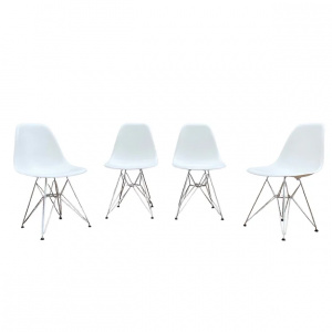 Set of 4 Eames Plastic Chairs Designed by Charles & Ray Eames for Vitra
