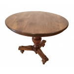 Round table in walnut, late 19th century