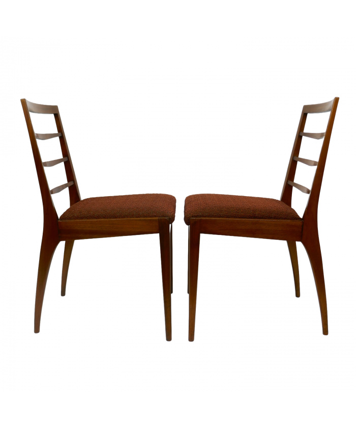 A set of teak McIntosh dining chairs with original red/brown textured upholstery. Manufacturer - McIntosh Design Period - 1960 to 1969 Style - Vintage, Mid-Century Detailed Condition - Good Restoration and Damage Details - Teak has been restored. Materials - Teak, Fabric Colour - Brown, Red Dimensions -83cm H x 47cm W x 51cm D