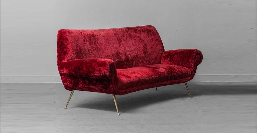Vintage Sofa in Red