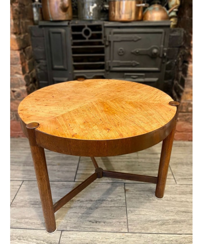 1950's Round three legged drum table in the style of Wormley for Dunbar