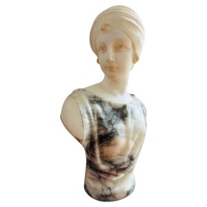 Marble Bust Of An Elegant Lady By Guglielmo Pugi Circa. 1890